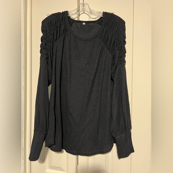 Ribbed Black Long Sleeve Top - Picture 1 of 6